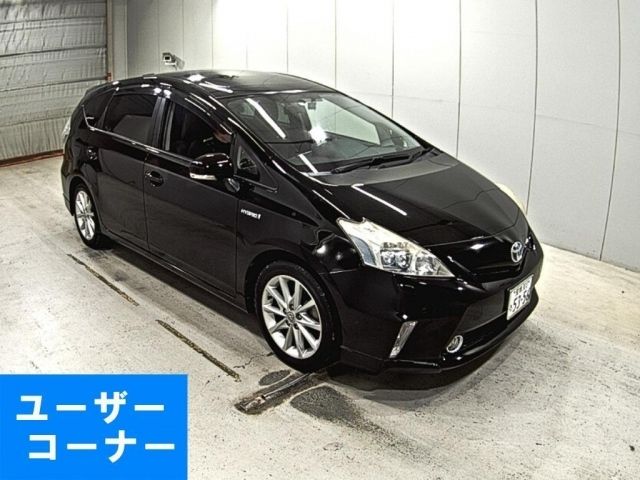 3154 Toyota Prius alpha ZVW40W 2013 г. (LAA Okayama)